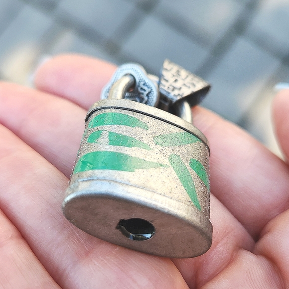 Anthropologie Antiqued Boho Faux Lock Pendant RARE - Picture 4 of 5